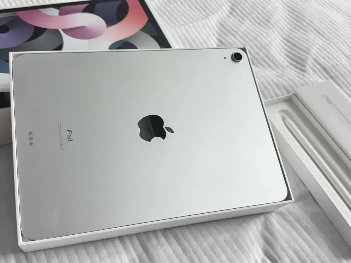 【さかのうえ】iPadAir5Wi-Fi64GB+Applepencil2 APPLE | 애플 iPad Air 4th generation 64GB + Apple Pencil 2nd